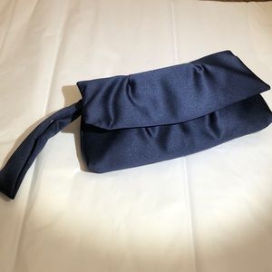 Cute convertible navy wristlet NWOT